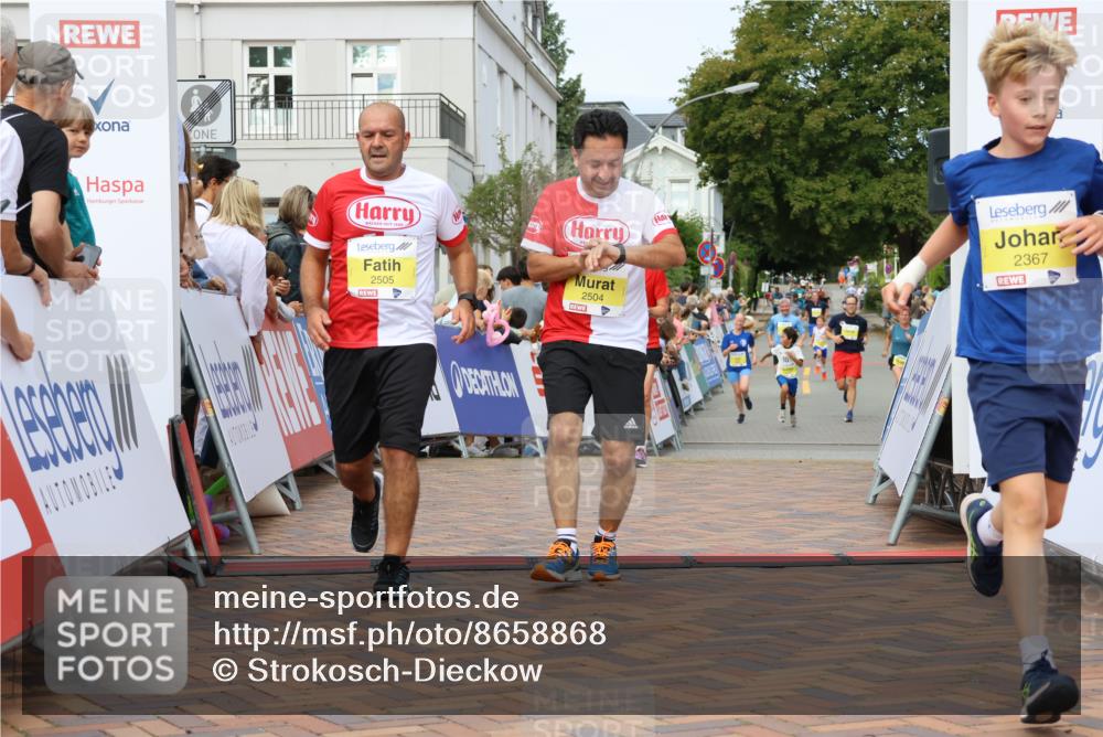 31.08.2025 - 21. Blankeneser Heldenlauf Strokosch-Dieckow http://msf.ph/oto/8658868 31.08.2025 10:25:27 Ziel 2541, 2636, 2363, 2367, 2505, 2504 meine-sportfotos.de