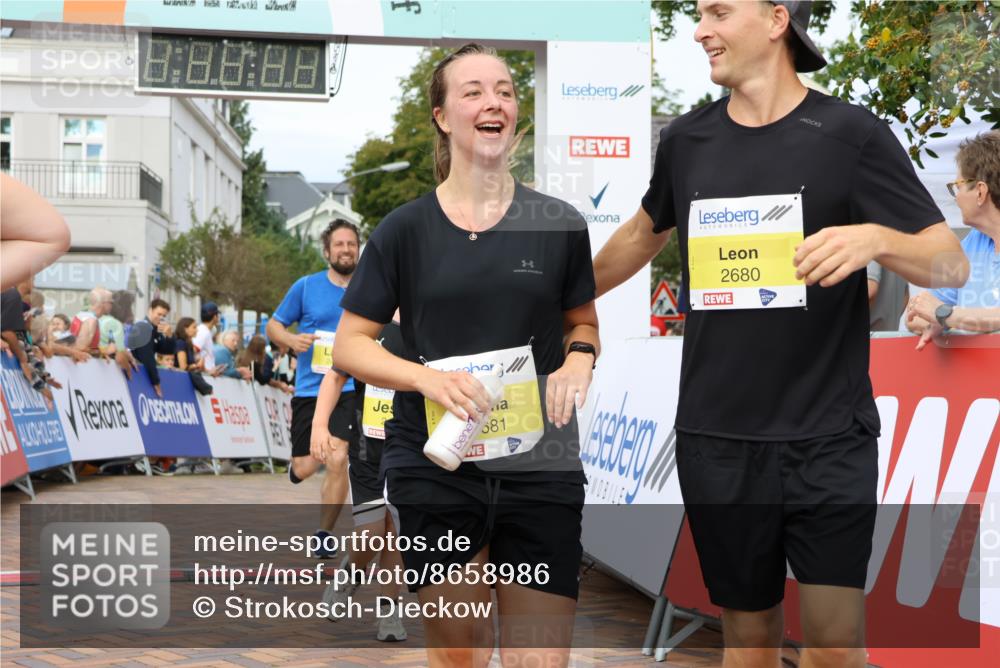 31.08.2025 - 21. Blankeneser Heldenlauf Strokosch-Dieckow http://msf.ph/oto/8658986 31.08.2025 10:32:43 Ziel 2681, 2680, 2256, 2257, 2404, 2405, 2323, 2582, 2580, 2201 meine-sportfotos.de