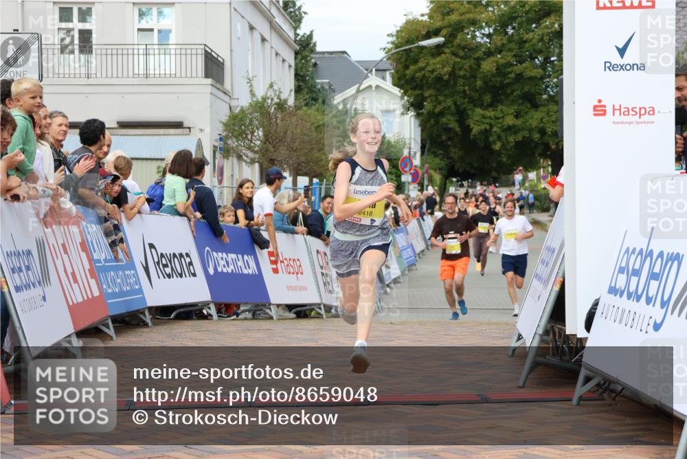 31.08.2025 - 21. Blankeneser Heldenlauf Strokosch-Dieckow http://msf.ph/oto/8659048 31.08.2025 10:32:13 Ziel 2418 meine-sportfotos.de