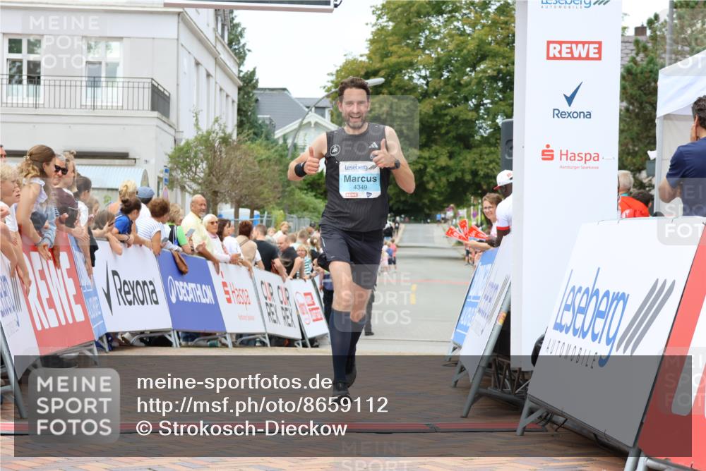 31.08.2025 - 21. Blankeneser Heldenlauf Strokosch-Dieckow http://msf.ph/oto/8659112 31.08.2025 11:55:09 Ziel 4349 meine-sportfotos.de