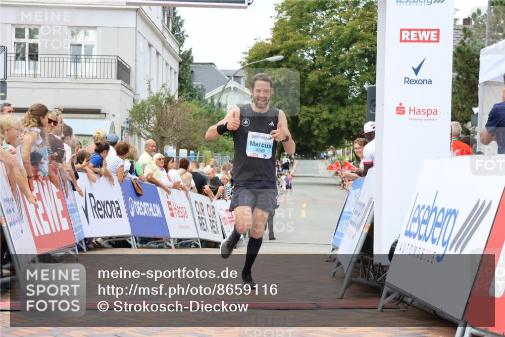 31.08.2025 - 21. Blankeneser Heldenlauf Strokosch-Dieckow http://msf.ph/oto/8659116 31.08.2025 11:55:09 Ziel 4349 meine-sportfotos.de