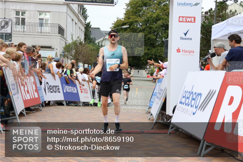 31.08.2025 - 21. Blankeneser Heldenlauf Strokosch-Dieckow http://msf.ph/oto/8659190 31.08.2025 11:54:32 Ziel 4196, 4036 meine-sportfotos.de
