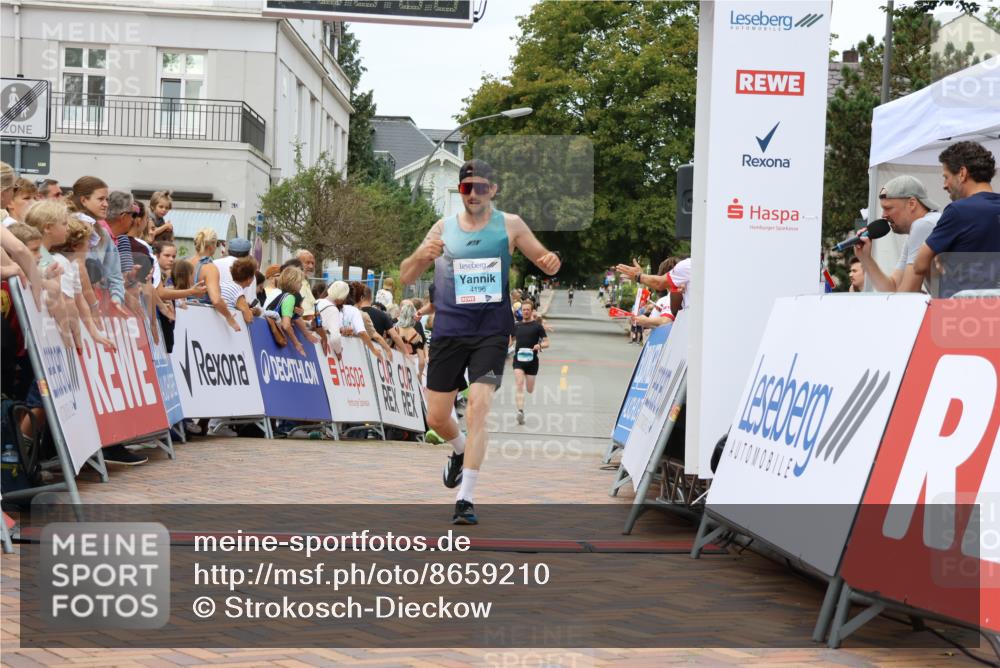 31.08.2025 - 21. Blankeneser Heldenlauf Strokosch-Dieckow http://msf.ph/oto/8659210 31.08.2025 11:54:32 Ziel 4196, 4036 meine-sportfotos.de