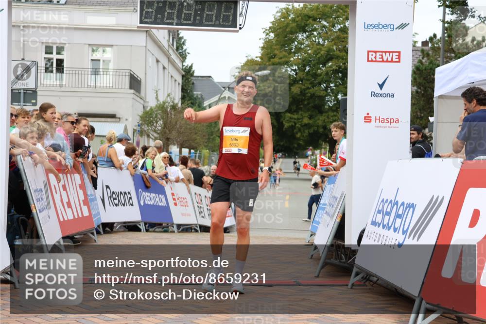 31.08.2025 - 21. Blankeneser Heldenlauf Strokosch-Dieckow http://msf.ph/oto/8659231 31.08.2025 11:54:08 Ziel 5803 meine-sportfotos.de