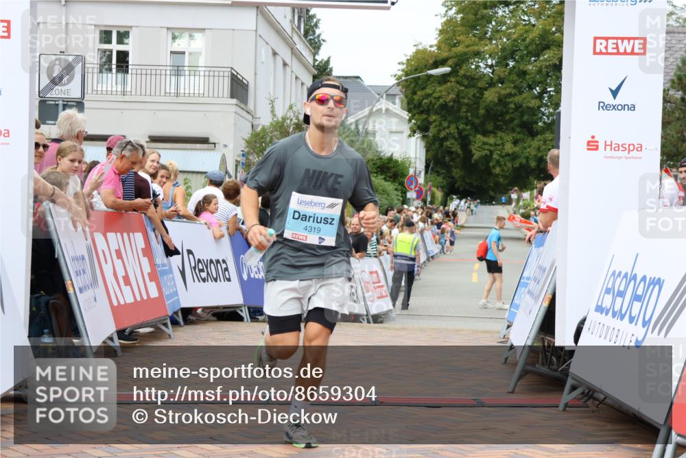 31.08.2025 - 21. Blankeneser Heldenlauf Strokosch-Dieckow http://msf.ph/oto/8659304 31.08.2025 11:52:03 Ziel 4319 meine-sportfotos.de