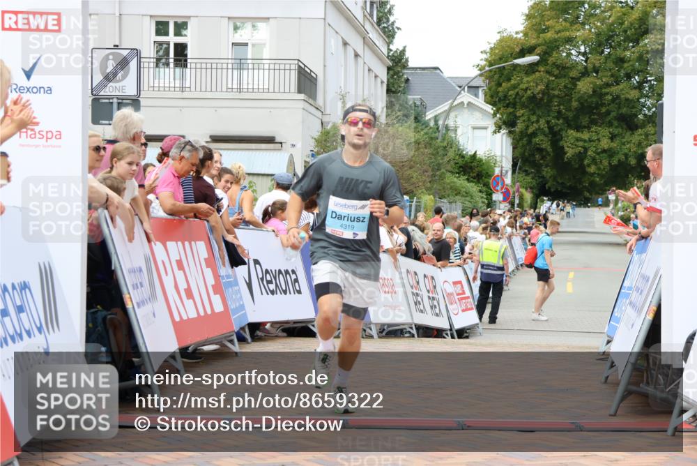 31.08.2025 - 21. Blankeneser Heldenlauf Strokosch-Dieckow http://msf.ph/oto/8659322 31.08.2025 11:52:02 Ziel 4319 meine-sportfotos.de