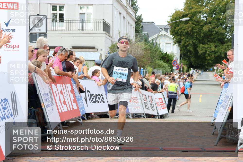31.08.2025 - 21. Blankeneser Heldenlauf Strokosch-Dieckow http://msf.ph/oto/8659326 31.08.2025 11:52:02 Ziel 4319 meine-sportfotos.de