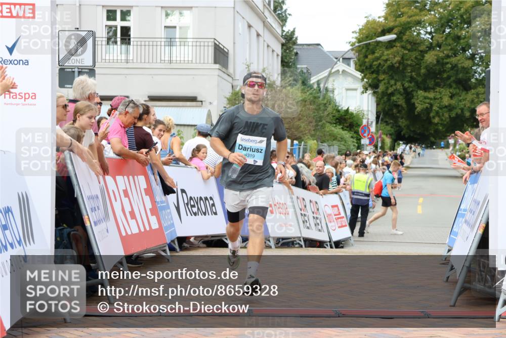 31.08.2025 - 21. Blankeneser Heldenlauf Strokosch-Dieckow http://msf.ph/oto/8659328 31.08.2025 11:52:02 Ziel 4319 meine-sportfotos.de