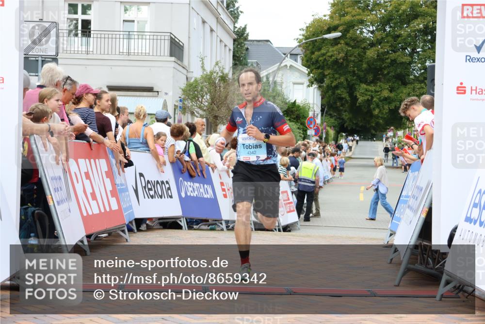 31.08.2025 - 21. Blankeneser Heldenlauf Strokosch-Dieckow http://msf.ph/oto/8659342 31.08.2025 11:50:24 Ziel 4342 meine-sportfotos.de