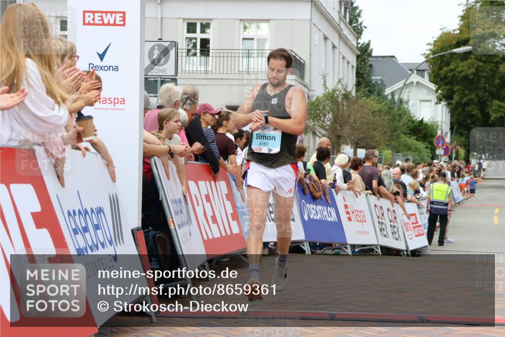 31.08.2025 - 21. Blankeneser Heldenlauf Strokosch-Dieckow http://msf.ph/oto/8659361 31.08.2025 11:49:52 Ziel 4161 meine-sportfotos.de