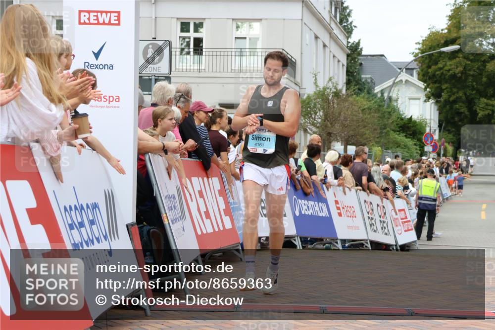 31.08.2025 - 21. Blankeneser Heldenlauf Strokosch-Dieckow http://msf.ph/oto/8659363 31.08.2025 11:49:52 Ziel 4161 meine-sportfotos.de
