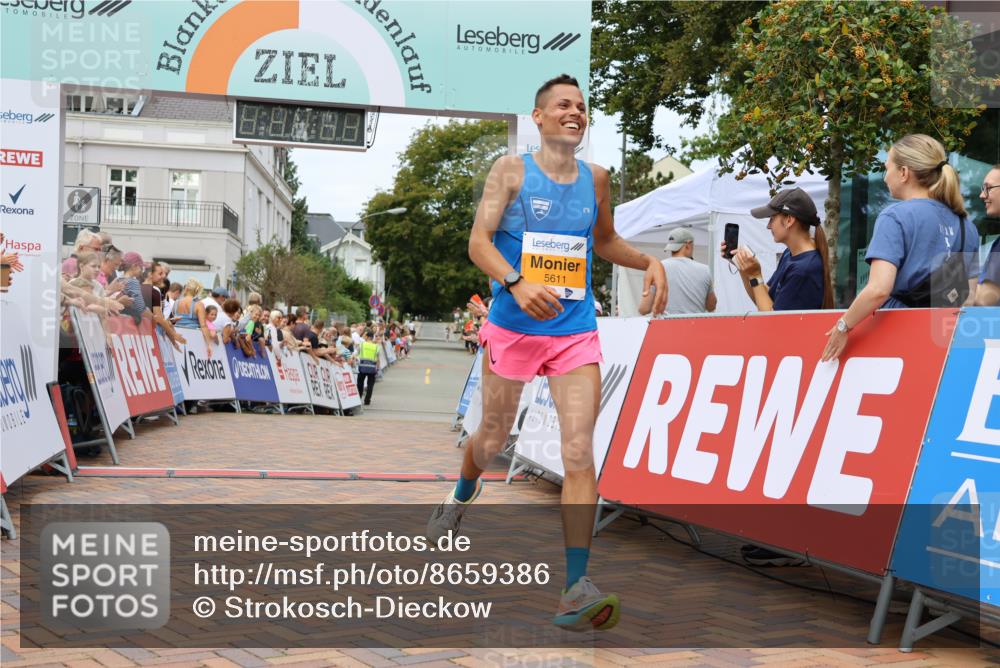 31.08.2025 - 21. Blankeneser Heldenlauf Strokosch-Dieckow http://msf.ph/oto/8659386 31.08.2025 11:49:20 Ziel 5611, 4045 meine-sportfotos.de