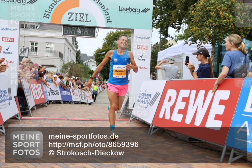 31.08.2025 - 21. Blankeneser Heldenlauf Strokosch-Dieckow http://msf.ph/oto/8659396 31.08.2025 11:49:20 Ziel 5611, 4045 meine-sportfotos.de