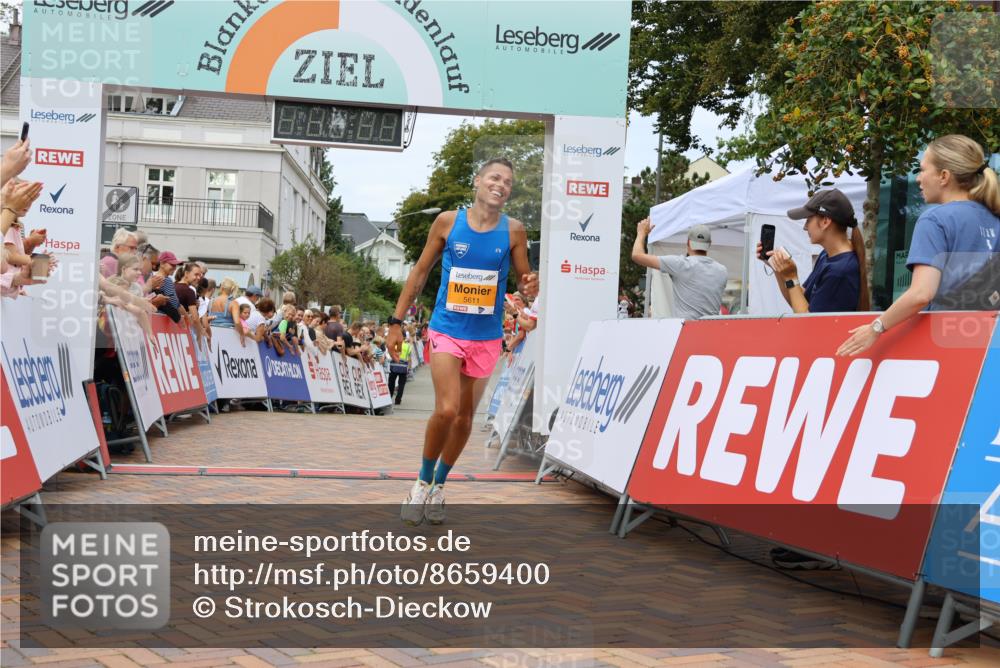 31.08.2025 - 21. Blankeneser Heldenlauf Strokosch-Dieckow http://msf.ph/oto/8659400 31.08.2025 11:49:20 Ziel 5611, 4045 meine-sportfotos.de