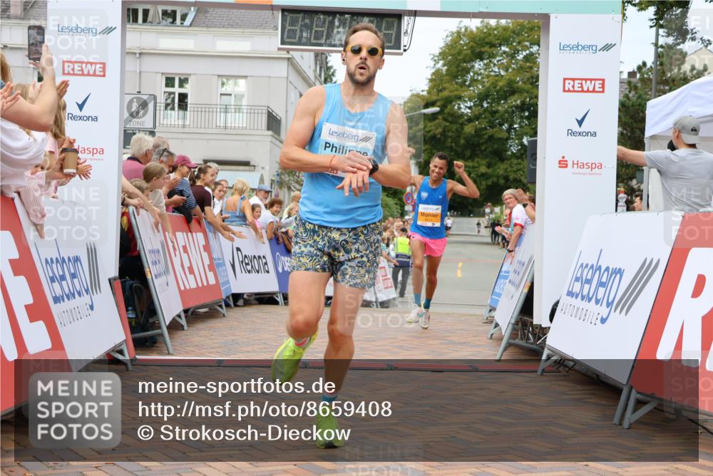 31.08.2025 - 21. Blankeneser Heldenlauf Strokosch-Dieckow http://msf.ph/oto/8659408 31.08.2025 11:49:18 Ziel 5611, 4045 meine-sportfotos.de
