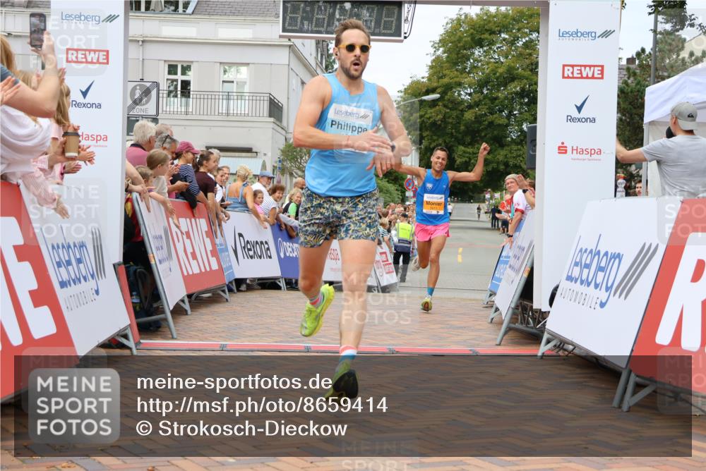 31.08.2025 - 21. Blankeneser Heldenlauf Strokosch-Dieckow http://msf.ph/oto/8659414 31.08.2025 11:49:18 Ziel 5611, 4045 meine-sportfotos.de