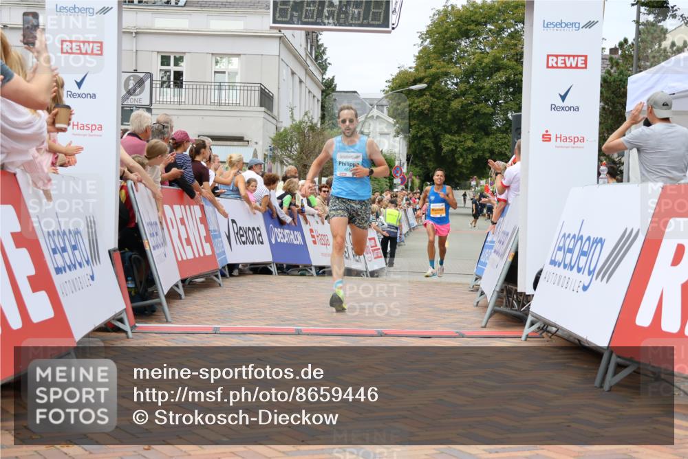31.08.2025 - 21. Blankeneser Heldenlauf Strokosch-Dieckow http://msf.ph/oto/8659446 31.08.2025 11:49:17 Ziel 5611, 4045 meine-sportfotos.de