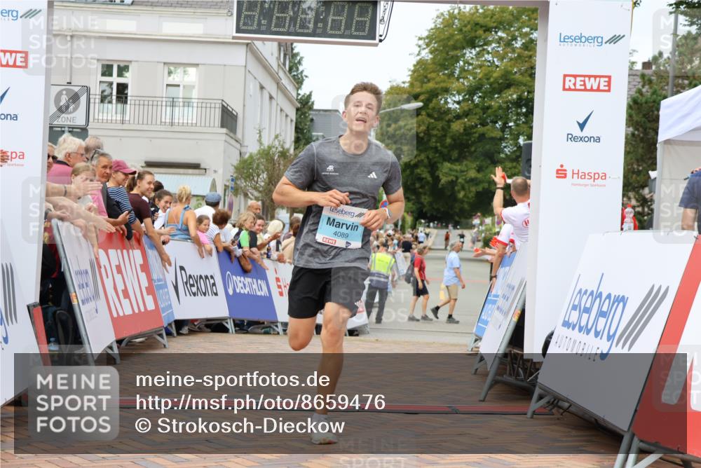 31.08.2025 - 21. Blankeneser Heldenlauf Strokosch-Dieckow http://msf.ph/oto/8659476 31.08.2025 11:48:36 Ziel 4089 meine-sportfotos.de