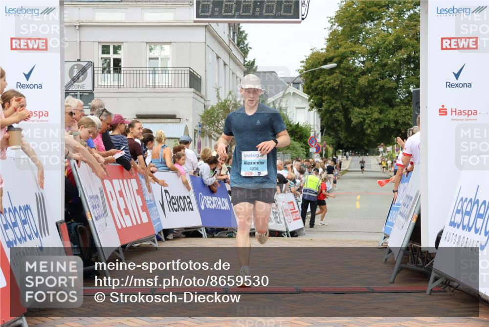 31.08.2025 - 21. Blankeneser Heldenlauf Strokosch-Dieckow http://msf.ph/oto/8659530 31.08.2025 11:48:13 Ziel 4038 meine-sportfotos.de