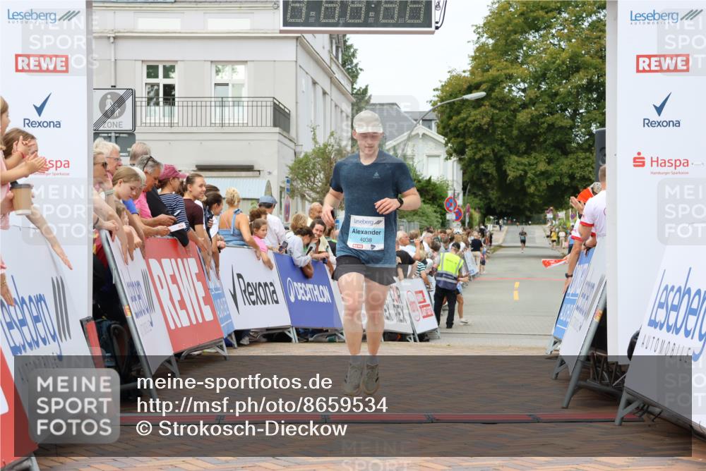 31.08.2025 - 21. Blankeneser Heldenlauf Strokosch-Dieckow http://msf.ph/oto/8659534 31.08.2025 11:48:13 Ziel 4038 meine-sportfotos.de