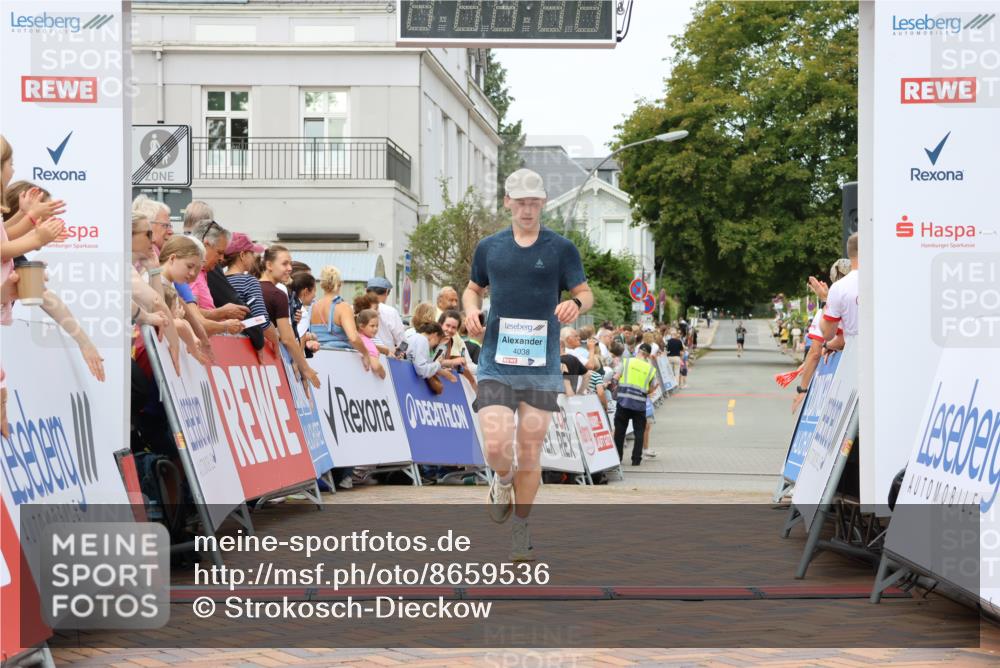 31.08.2025 - 21. Blankeneser Heldenlauf Strokosch-Dieckow http://msf.ph/oto/8659536 31.08.2025 11:48:13 Ziel 4038 meine-sportfotos.de