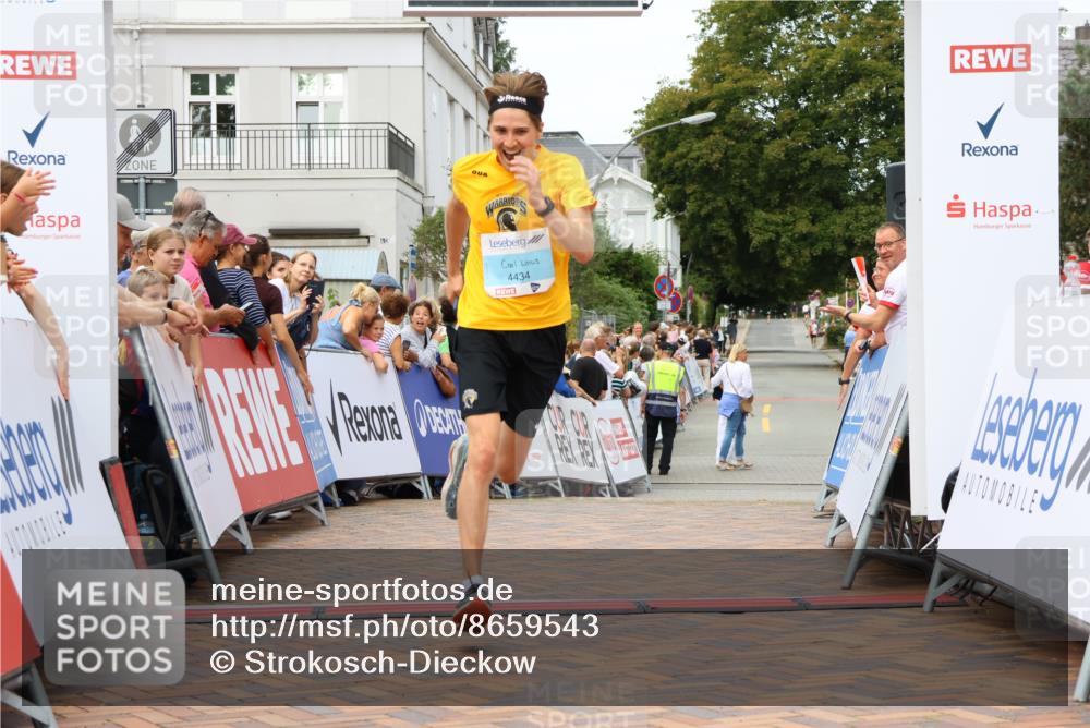 31.08.2025 - 21. Blankeneser Heldenlauf Strokosch-Dieckow http://msf.ph/oto/8659543 31.08.2025 11:47:22 Ziel 4434 meine-sportfotos.de
