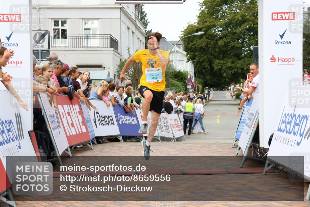 31.08.2025 - 21. Blankeneser Heldenlauf Strokosch-Dieckow http://msf.ph/oto/8659556 31.08.2025 11:47:22 Ziel 4434 meine-sportfotos.de