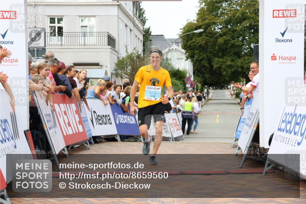 31.08.2025 - 21. Blankeneser Heldenlauf Strokosch-Dieckow http://msf.ph/oto/8659560 31.08.2025 11:47:22 Ziel 4434 meine-sportfotos.de