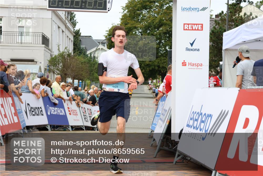 31.08.2025 - 21. Blankeneser Heldenlauf Strokosch-Dieckow http://msf.ph/oto/8659565 31.08.2025 11:47:07 Ziel 4428 meine-sportfotos.de