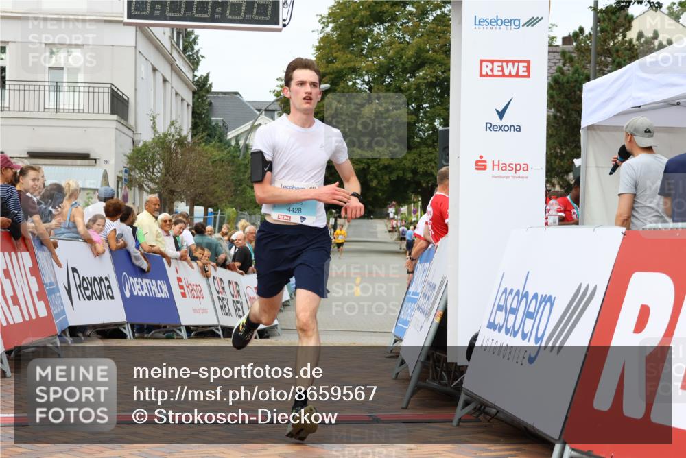 31.08.2025 - 21. Blankeneser Heldenlauf Strokosch-Dieckow http://msf.ph/oto/8659567 31.08.2025 11:47:07 Ziel 4428 meine-sportfotos.de