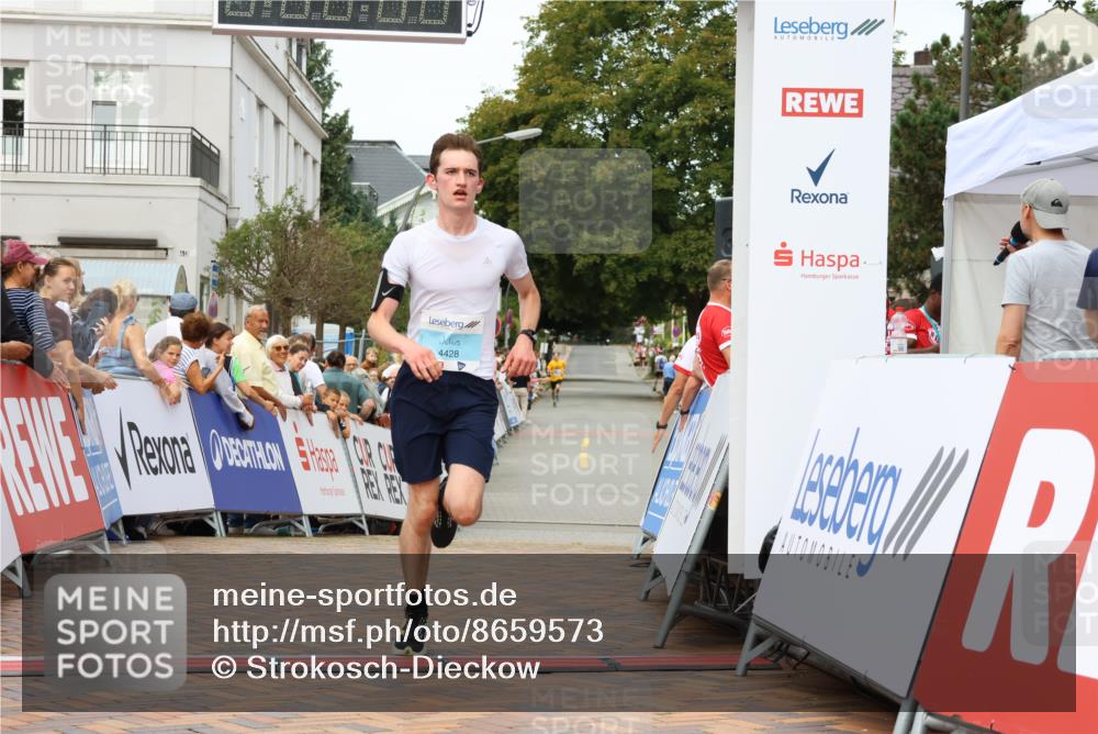 31.08.2025 - 21. Blankeneser Heldenlauf Strokosch-Dieckow http://msf.ph/oto/8659573 31.08.2025 11:47:07 Ziel 4428 meine-sportfotos.de