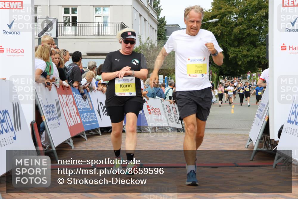 31.08.2025 - 21. Blankeneser Heldenlauf Strokosch-Dieckow http://msf.ph/oto/8659596 31.08.2025 10:29:21 Ziel 2601, 2732 meine-sportfotos.de