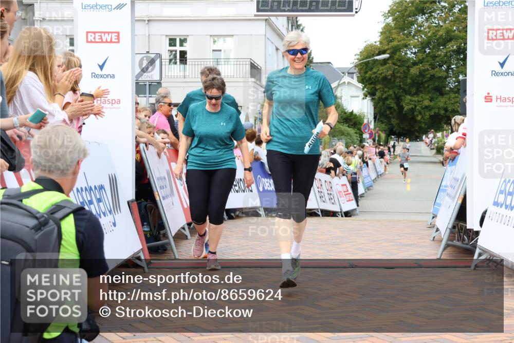 31.08.2025 - 21. Blankeneser Heldenlauf Strokosch-Dieckow http://msf.ph/oto/8659624 31.08.2025 11:46:41 Ziel 4069 meine-sportfotos.de