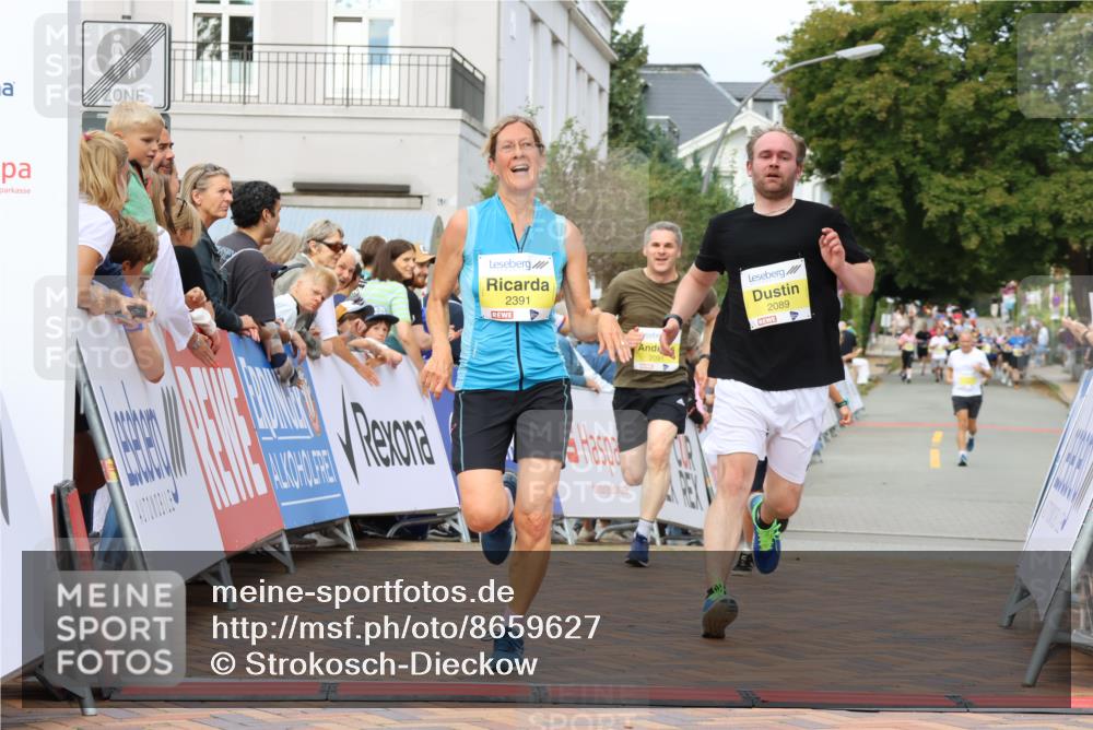 31.08.2025 - 21. Blankeneser Heldenlauf Strokosch-Dieckow http://msf.ph/oto/8659627 31.08.2025 10:29:08 Ziel 2246, 2035, 2457, 2212, 2230, 2391, 2091, 2089 meine-sportfotos.de