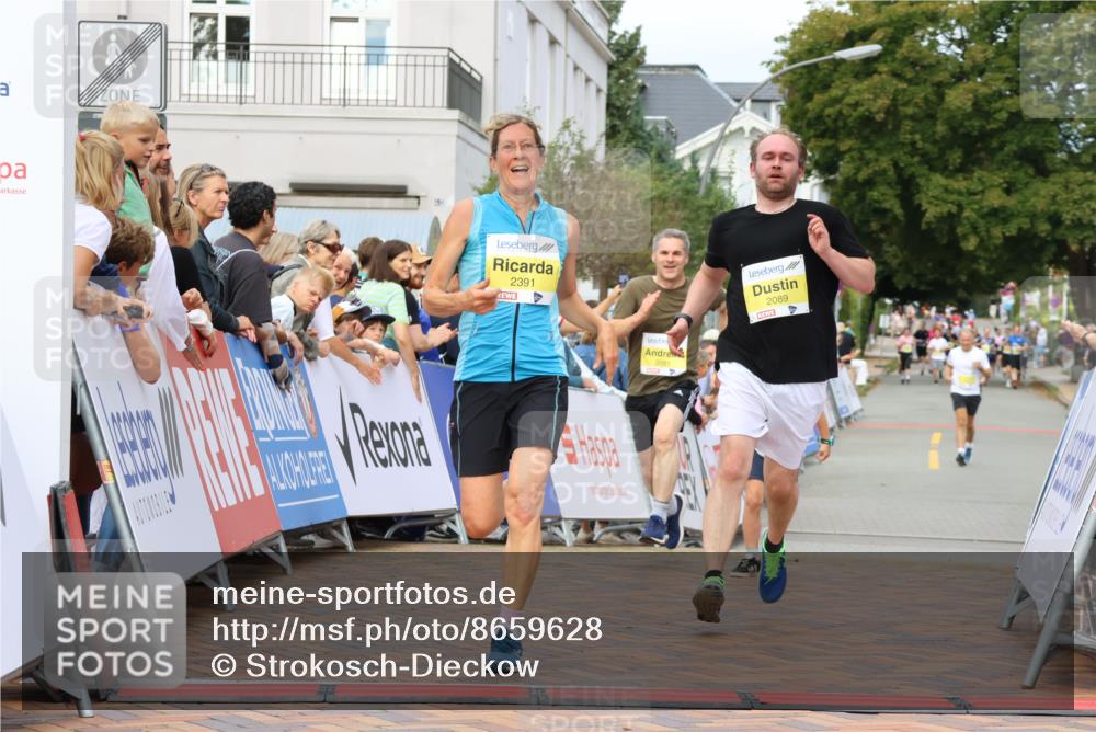 31.08.2025 - 21. Blankeneser Heldenlauf Strokosch-Dieckow http://msf.ph/oto/8659628 31.08.2025 10:29:08 Ziel 2246, 2035, 2457, 2212, 2230, 2391, 2091, 2089 meine-sportfotos.de