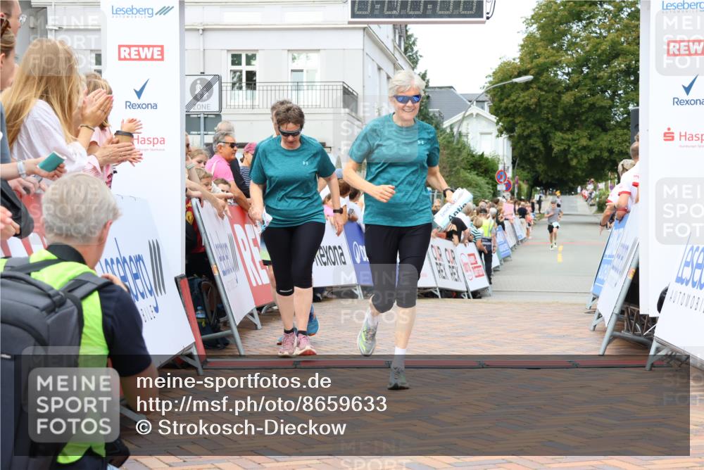 31.08.2025 - 21. Blankeneser Heldenlauf Strokosch-Dieckow http://msf.ph/oto/8659633 31.08.2025 11:46:41 Ziel 4069 meine-sportfotos.de