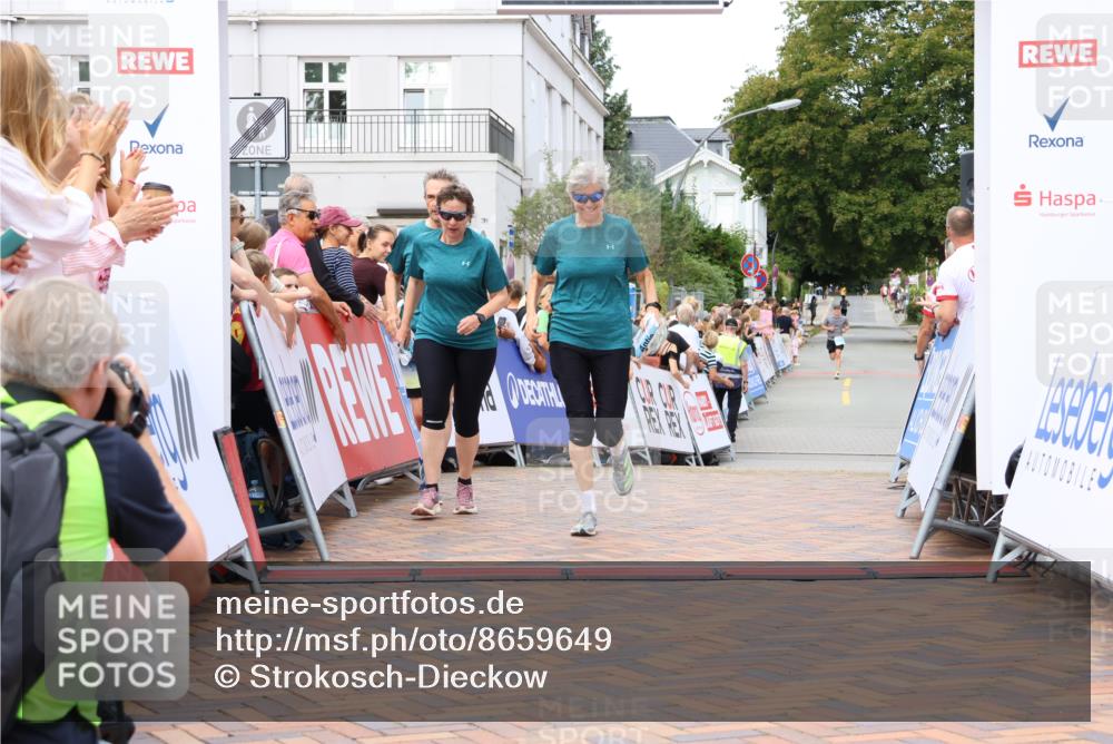 31.08.2025 - 21. Blankeneser Heldenlauf Strokosch-Dieckow http://msf.ph/oto/8659649 31.08.2025 11:46:40 Ziel 4069 meine-sportfotos.de