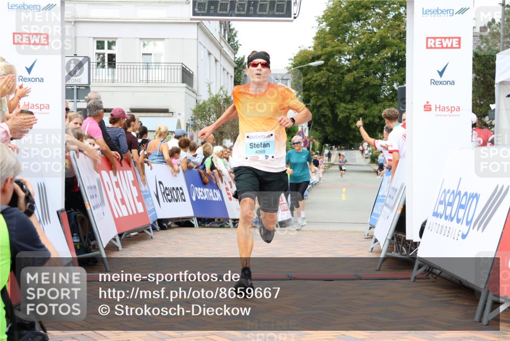 31.08.2025 - 21. Blankeneser Heldenlauf Strokosch-Dieckow http://msf.ph/oto/8659667 31.08.2025 11:46:36 Ziel 4069 meine-sportfotos.de