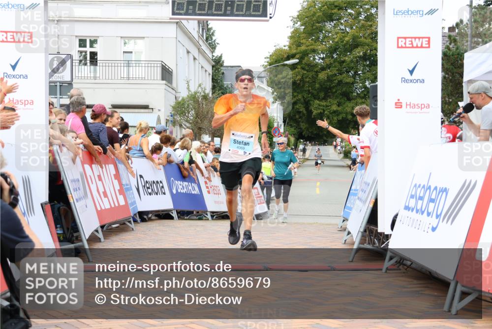 31.08.2025 - 21. Blankeneser Heldenlauf Strokosch-Dieckow http://msf.ph/oto/8659679 31.08.2025 11:46:36 Ziel 4069 meine-sportfotos.de