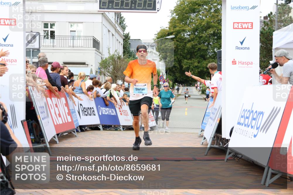 31.08.2025 - 21. Blankeneser Heldenlauf Strokosch-Dieckow http://msf.ph/oto/8659681 31.08.2025 11:46:36 Ziel 4069 meine-sportfotos.de