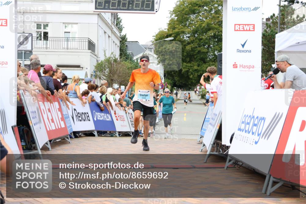 31.08.2025 - 21. Blankeneser Heldenlauf Strokosch-Dieckow http://msf.ph/oto/8659692 31.08.2025 11:46:35 Ziel 4069 meine-sportfotos.de