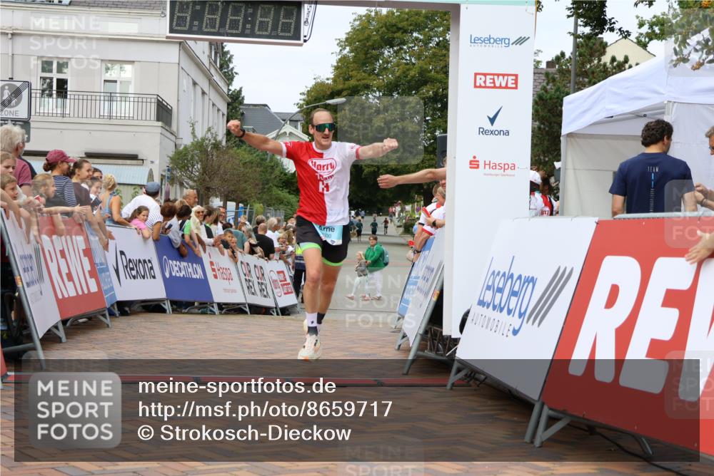 31.08.2025 - 21. Blankeneser Heldenlauf Strokosch-Dieckow http://msf.ph/oto/8659717 31.08.2025 11:46:05 Ziel 4330 meine-sportfotos.de