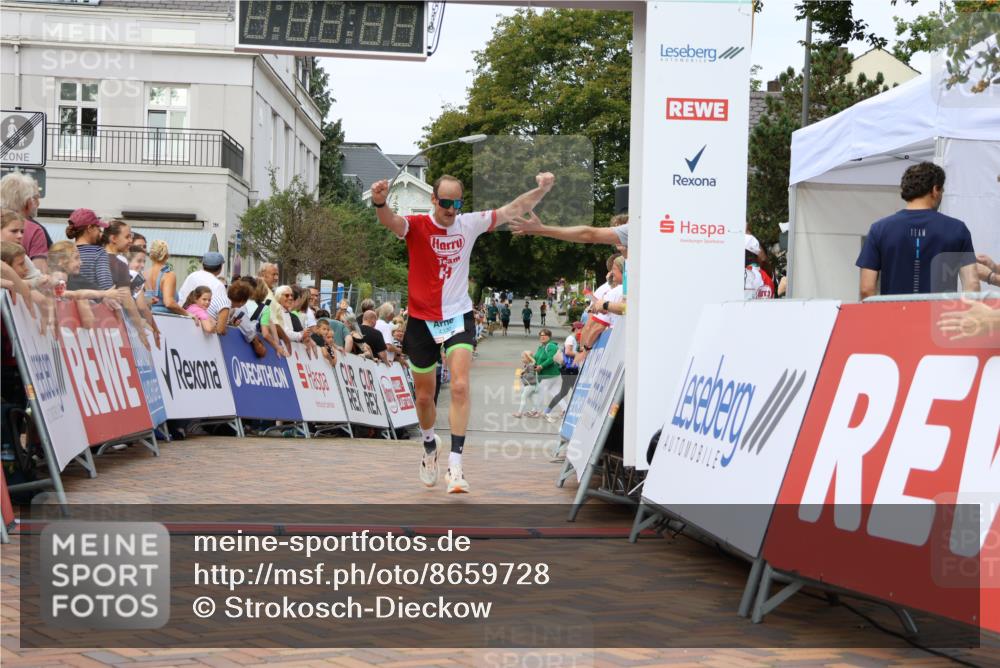 31.08.2025 - 21. Blankeneser Heldenlauf Strokosch-Dieckow http://msf.ph/oto/8659728 31.08.2025 11:46:05 Ziel 4330 meine-sportfotos.de