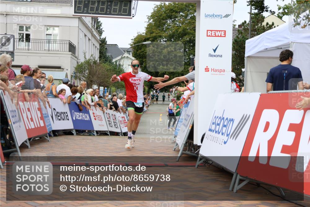 31.08.2025 - 21. Blankeneser Heldenlauf Strokosch-Dieckow http://msf.ph/oto/8659738 31.08.2025 11:46:04 Ziel 4330 meine-sportfotos.de