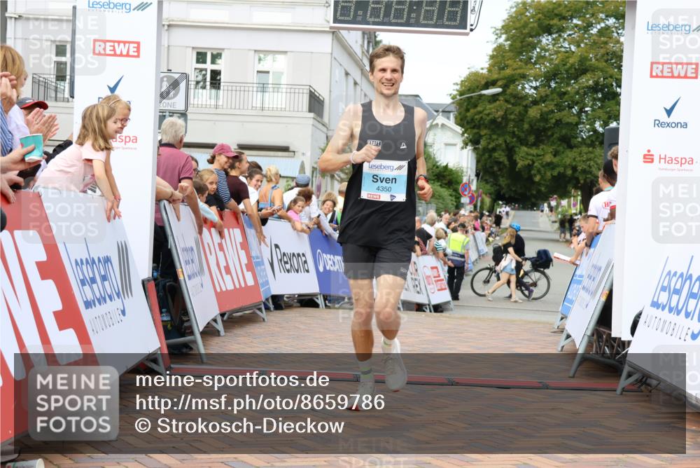 31.08.2025 - 21. Blankeneser Heldenlauf Strokosch-Dieckow http://msf.ph/oto/8659786 31.08.2025 11:42:54 Ziel 4350 meine-sportfotos.de