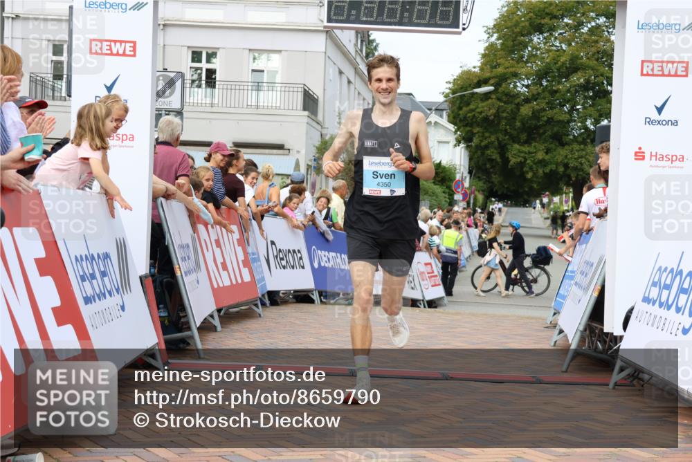 31.08.2025 - 21. Blankeneser Heldenlauf Strokosch-Dieckow http://msf.ph/oto/8659790 31.08.2025 11:42:54 Ziel 4350 meine-sportfotos.de