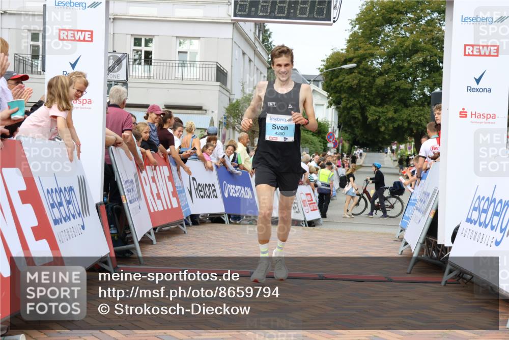 31.08.2025 - 21. Blankeneser Heldenlauf Strokosch-Dieckow http://msf.ph/oto/8659794 31.08.2025 11:42:54 Ziel 4350 meine-sportfotos.de