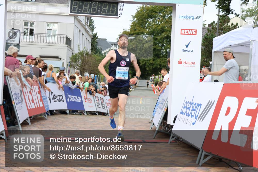 31.08.2025 - 21. Blankeneser Heldenlauf Strokosch-Dieckow http://msf.ph/oto/8659817 31.08.2025 11:42:31 Ziel 4409 meine-sportfotos.de