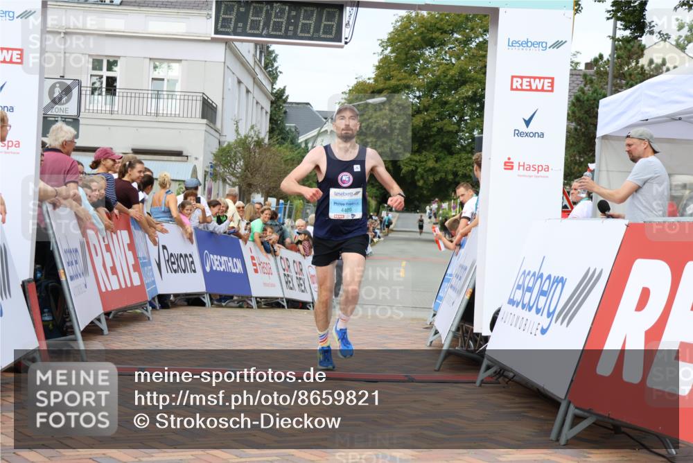 31.08.2025 - 21. Blankeneser Heldenlauf Strokosch-Dieckow http://msf.ph/oto/8659821 31.08.2025 11:42:31 Ziel 4409 meine-sportfotos.de