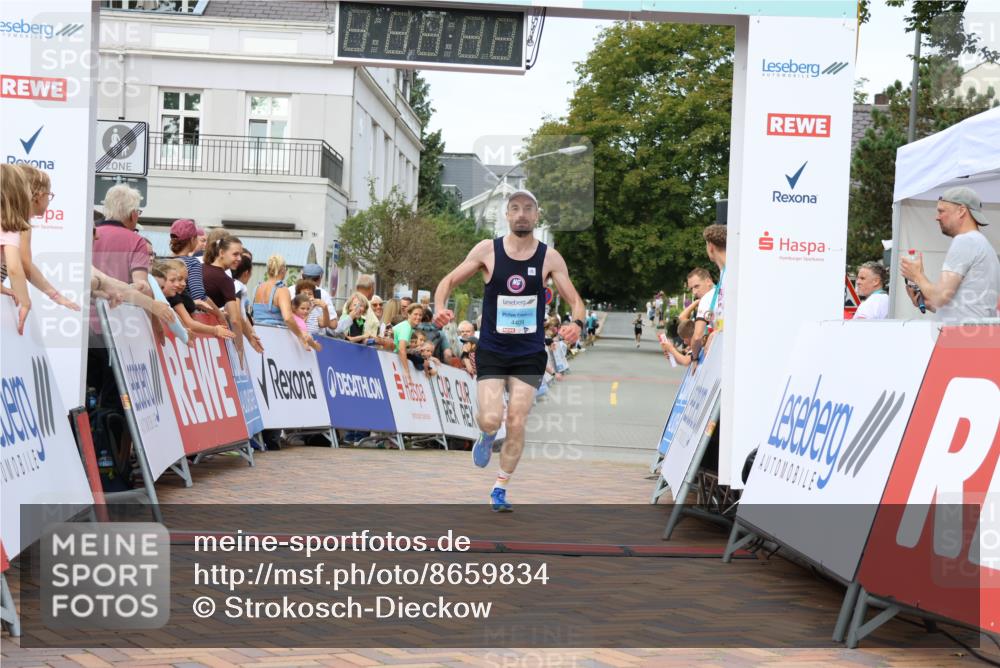 31.08.2025 - 21. Blankeneser Heldenlauf Strokosch-Dieckow http://msf.ph/oto/8659834 31.08.2025 11:42:31 Ziel 4409 meine-sportfotos.de